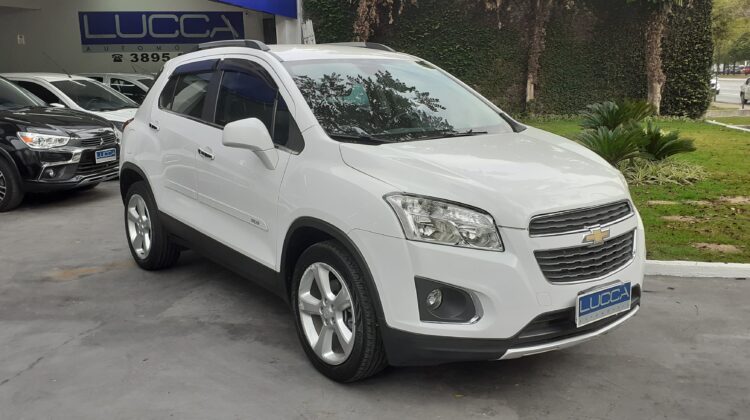 Tracker LTZ 1.8 Automática 2015 Branca Flex Completa