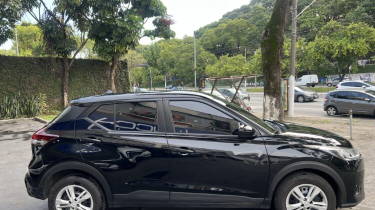 Kicks Active 1.6 Automático CVT 2024/2024 Preto Flex Completo