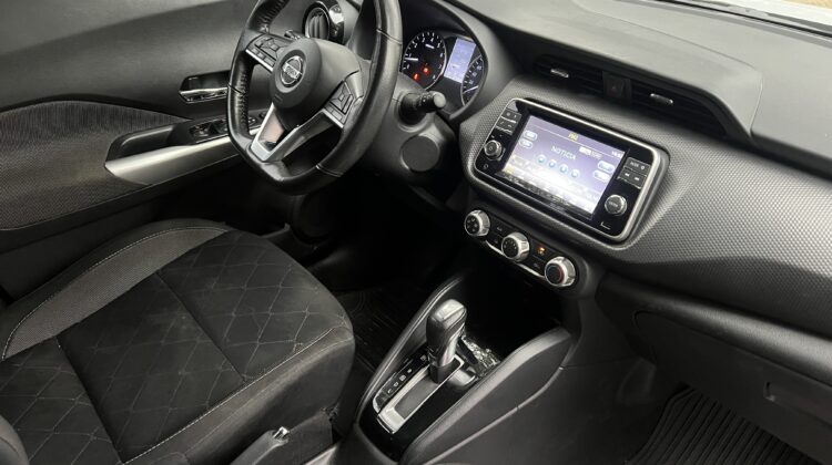 Kicks SV 1.6 Automático CVT 2019/2020 Prata Flex Completo