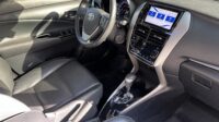 Yaris XLS 1.5 Automático CVT 2019/2020 Branco Perolizado Flex com Teto Solar