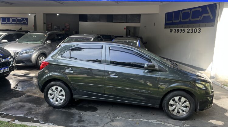 Onix 1.0 LT 2017 Cinza Flex Completo
