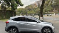 HR-V LX 1.8 Automática CVT 2017 Prata Flex Completa