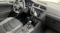 Tiguan R-Line 2.0 350 TSI 4motion Aut. 2021 Prata com teto solar
