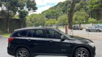 BMW X1 2.0 Turbo X-Line Activeflex Sdrive Aut. 2018 preto com teto solar