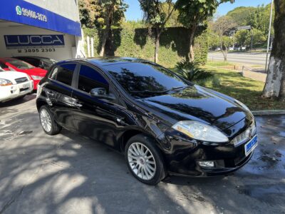 Bravo 1.8 Absolute 2011/2012 Preto Flex Completo