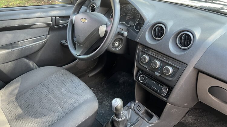 Celta 1.0 LT 2013/2014 Prata Flex Completo