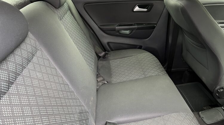 Fox 1.0 Trendline 2014/2015 Vermelho Flex Completo