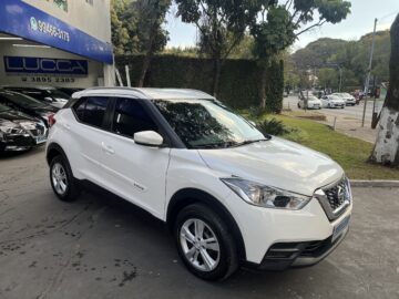 Kicks Active 1.6 Automático CVT 2020/2021 Branco Flex Completo