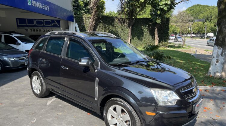 Captiva 3.0 V6 AWD Sport Automática 2012 Preta com teto solar – Blindada III-A