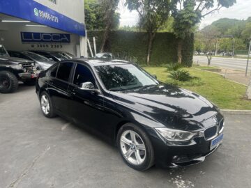 BMW 320i 2.0 Turbo 184 cv Aut. 2013 Preto Completo