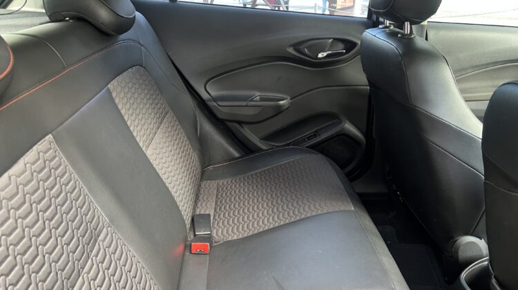 Onix LTZ 1.4 Automático 2018 Prata Flex Completo