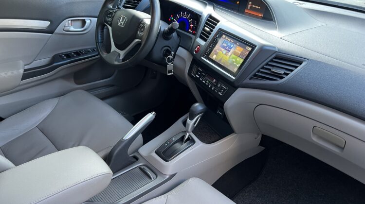 Civic EXR 2.0 Automático 2016 Preto flex com teto solar – Top de Linha