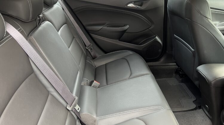 Cruze LT Hatch 1.4 Turbo Automático 2017/2017 Vermelho Flex Completo