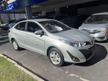 Yaris Sedan XL 1.5 Automático 2019 Prata Flex Completo