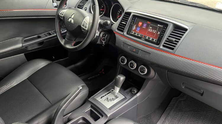 Lancer HL-T 2.0 Automático CVT 2019 Preto Completo
