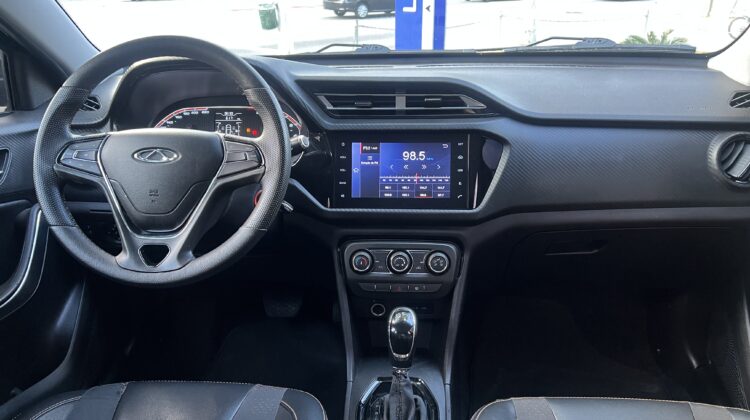 Tiggo2 ACT 1.5 Automático 2019/2019 Branco flex com teto solar