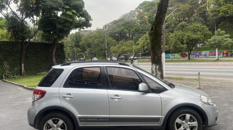 SX4 4WD 2.0 Automático 2011/2012 Prata Completo