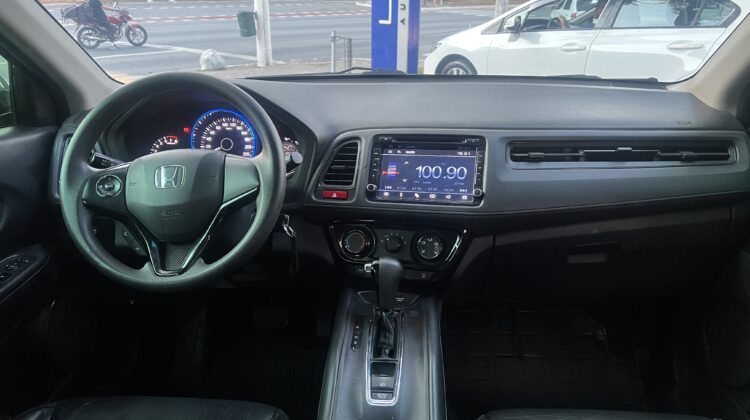 HR-V LX 1.8 Automático CVT 2017 Cinza Flex Completo
