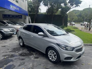 Prisma 1.4 LT 2017 Prata Flex Completo