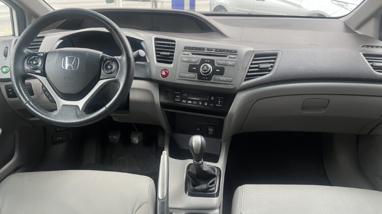 Civic LXS 1.8 2014 Branco Flex Completo