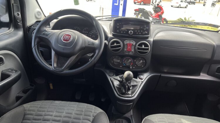 Doblo Adventure 1.8 2014 Cinza Flex Completa 6 lugares
