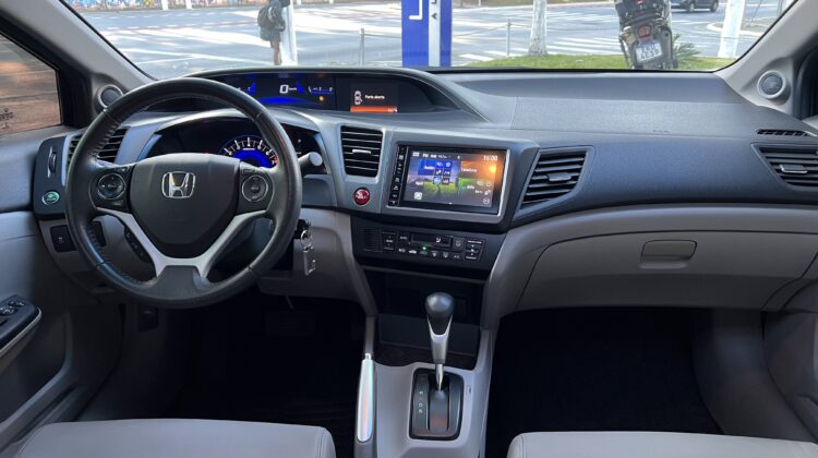 Civic EXR 2.0 Automático 2016 Preto flex com teto solar – Top de Linha