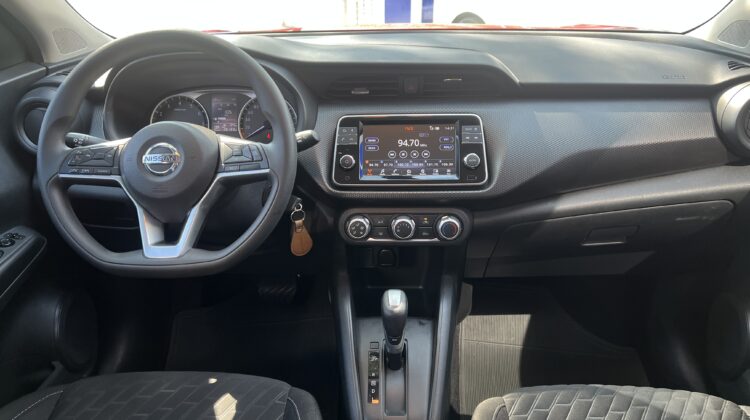 Kicks Sense 1.6 Automático CVT 2022 Vermelho Flex Completo