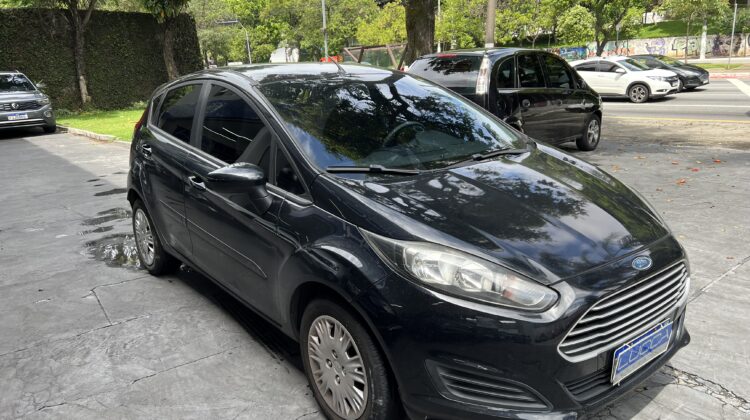 Fiesta 1.5 S 2013/2014 Preto Flex Completo