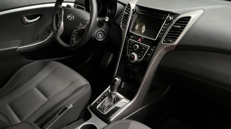 I30 1.8 Automático 2013/2014 Preto Completo