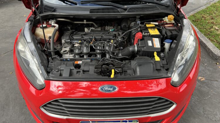 New Fiesta 1.5 S 2013/2014 Vermelho Flex Completo