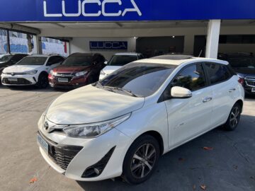 Yaris XLS 1.5 Automático CVT 2019/2020 Branco Perolizado Flex com Teto Solar
