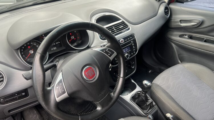 Punto 1.4 Attractive Itália 2015/2016 Vermelho Flex Completo