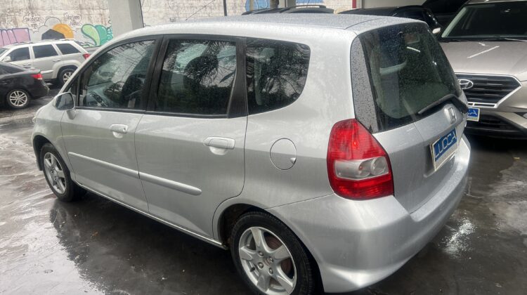 Fit LX 1.4 Automático 2007/2008 Prata Completo