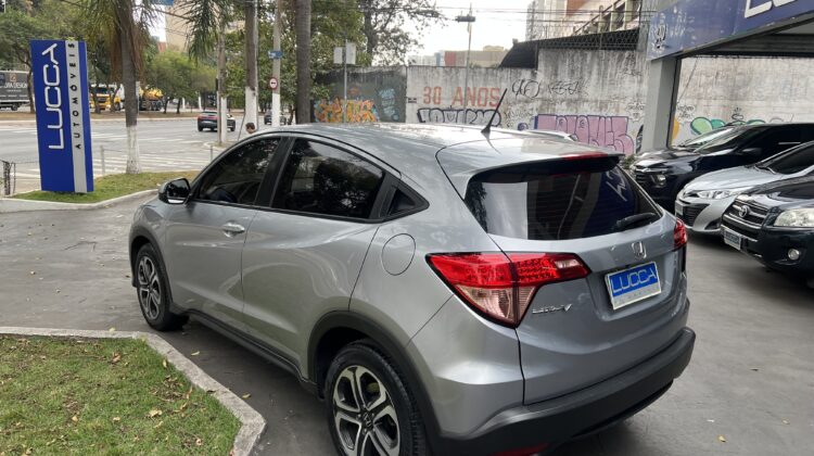 HR-V LX 1.8 Automática CVT 2017 Prata Flex Completa