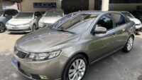 Cerato EX 1.6 2011/2012 Cinza Completo
