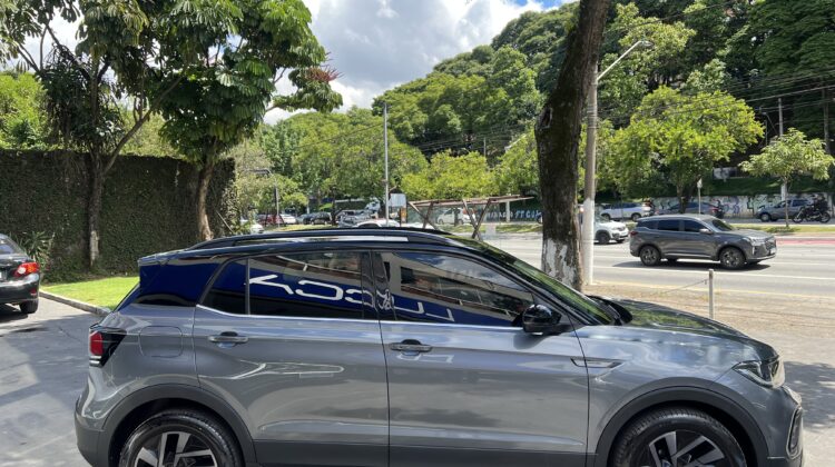 T-Cross Highline 1.4 250 TSI Automático 2024/2025 Cinza Flex Completo