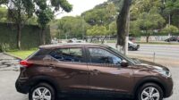 Kicks Active 1.6 Automático CVT 2021 Marrom Flex Completo