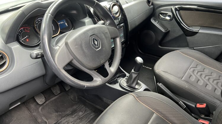 Duster 1.6 Dynamique 2016 Prata Flex Completa
