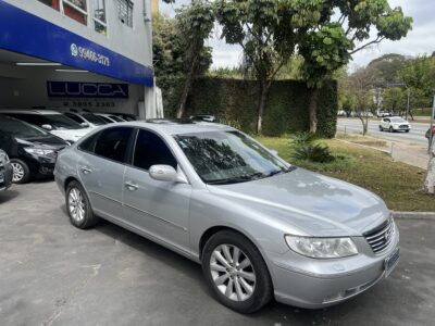 Azera 3.3 V6 Automático 2010 Prata com teto solar – Top de Linha