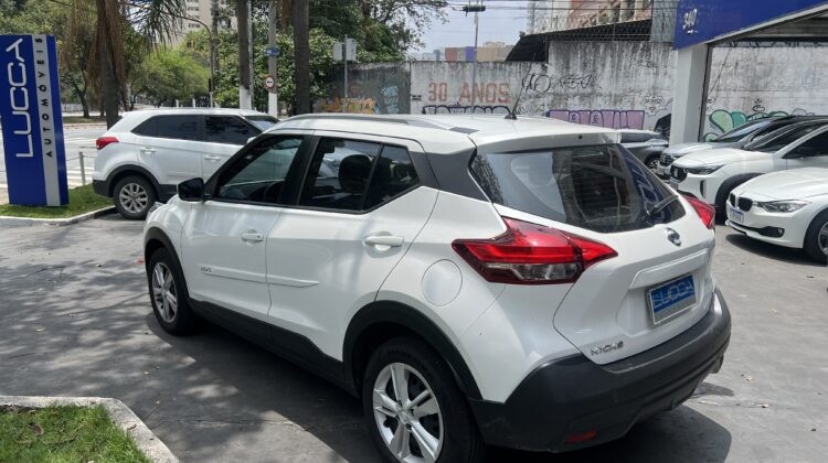 Kicks S 1.6 Automática CVT 2018/2019 Branca Flex Completa