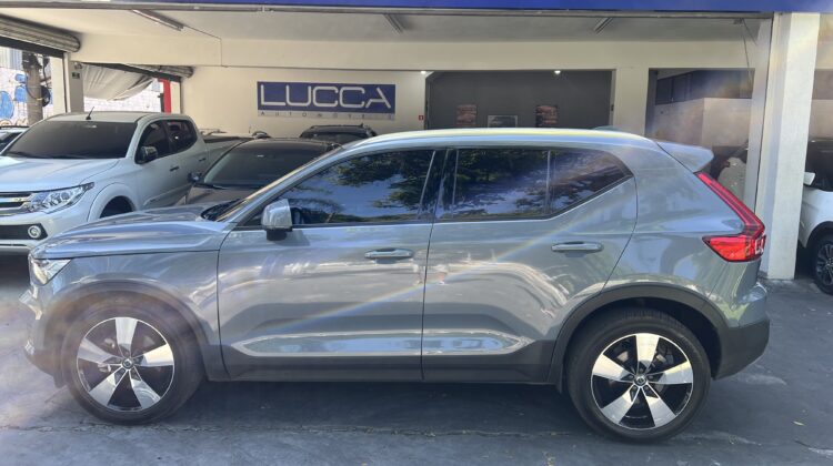 Volvo XC40 T5 2.0 Momentum Aut. 2020 cinza gasolina blindado