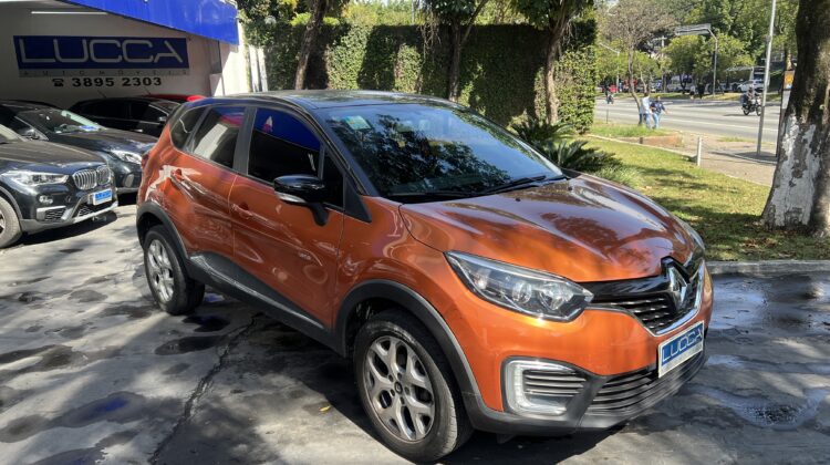 Captur Life 1.6 Automática CVT 2018/2019 Laranja Flex Completo