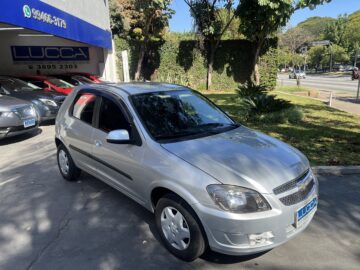 Celta 1.0 LT 2013/2014 Prata Flex Completo
