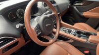 Jaguar F-Pace R-Sport3.0 V6 340CV AWD Automático 2017/2017 Preto – Blindado Nível III-A