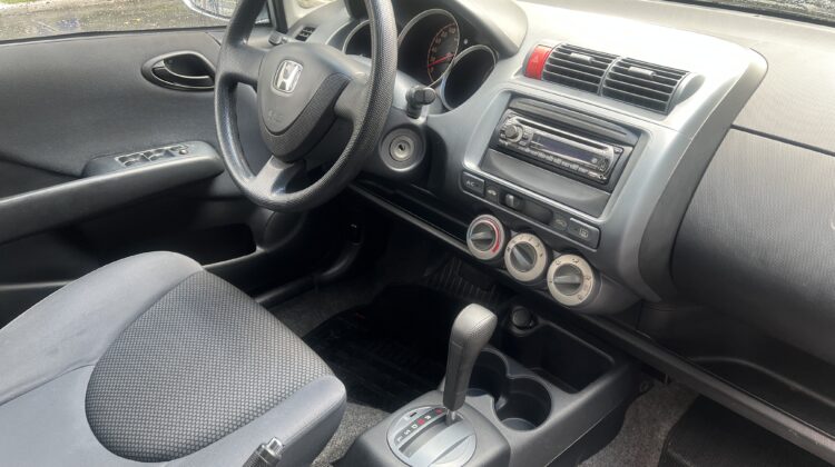 Fit LX 1.4 Automático 2007/2008 Prata Completo