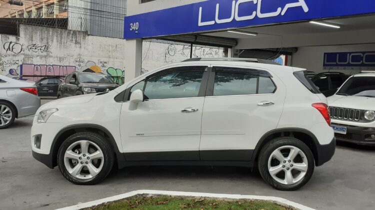 Tracker LTZ 1.8 Automática 2015 Branca Flex Completa