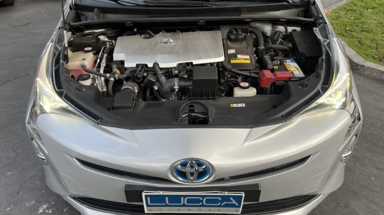 Prius 1.8 Híbrido Automático 2018 Prata