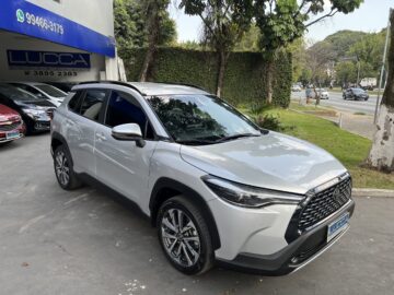 Corolla Cross XRE 2.0 Automático CVT 2023 Prata Flex Completo
