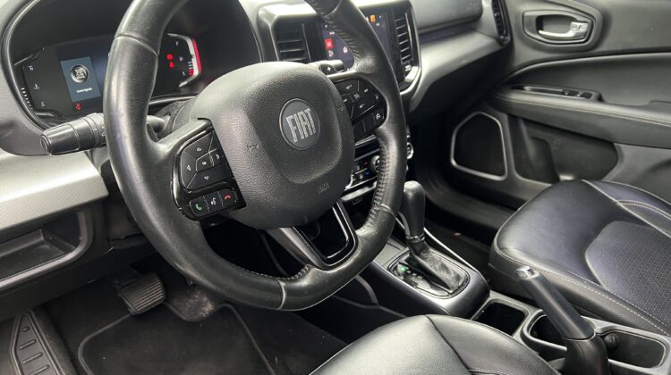 Toro Volcano 2.0 Turbo Diesel 4×4 Automática 2021/2022 Branca Completa