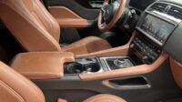 Jaguar F-Pace R-Sport3.0 V6 340CV AWD Automático 2017/2017 Preto – Blindado Nível III-A